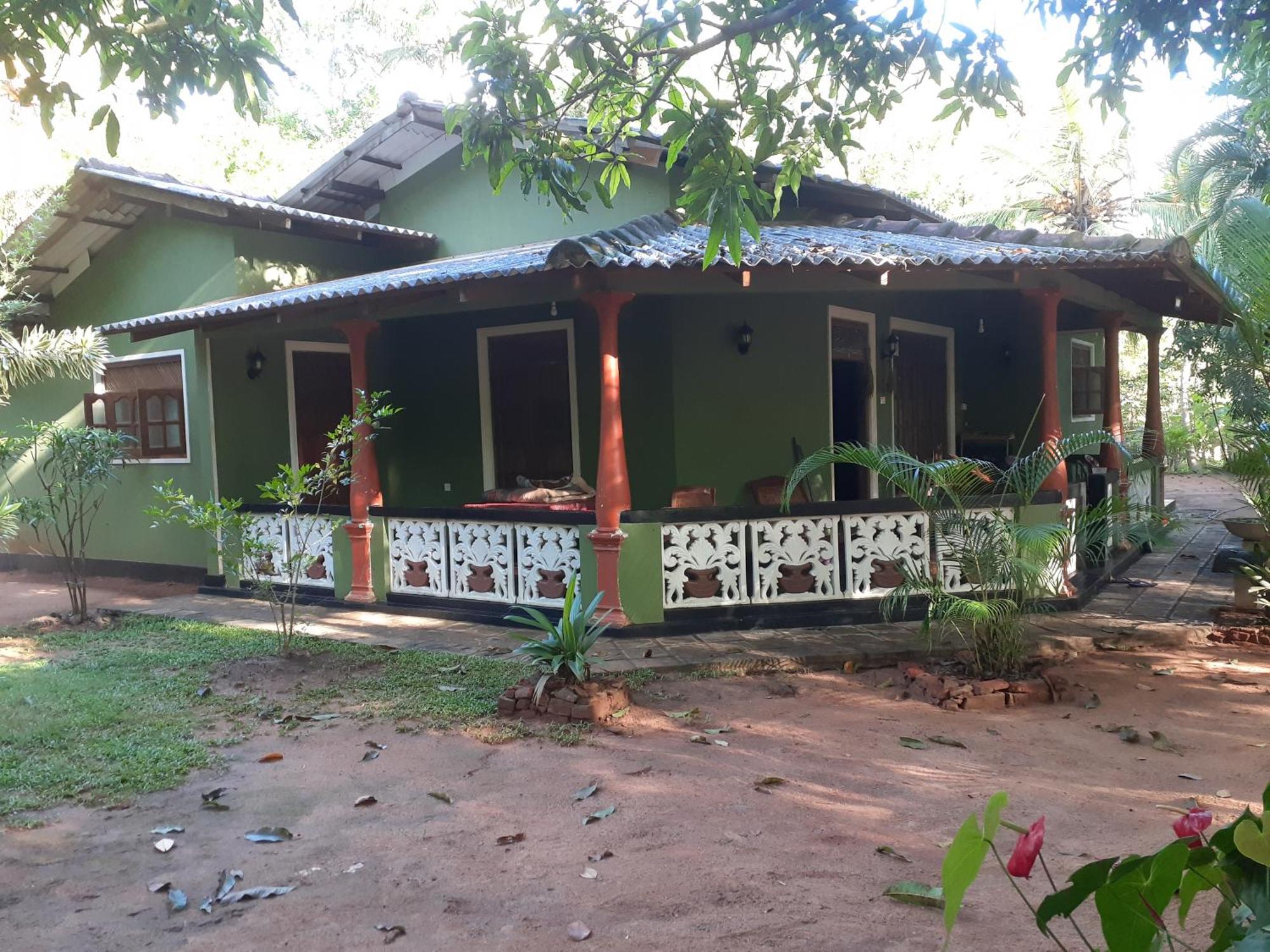 Green Bamboo House Sigiriya Esterno foto