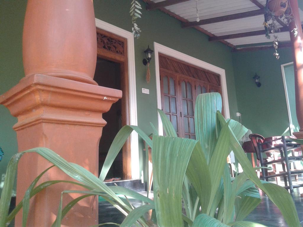 Green Bamboo House Sigiriya Esterno foto